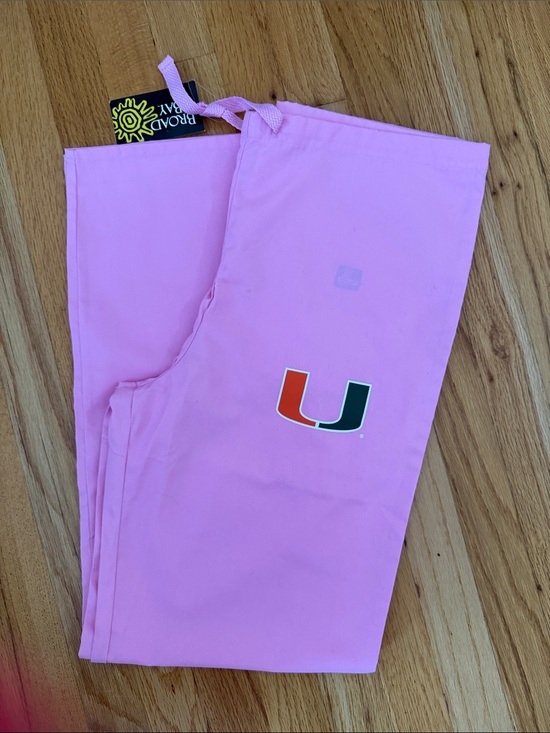 Board bay Pants - NWT - University of Miami Pink Drawstring Scrubs
